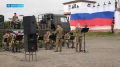 Концерт на полигоне Радыгина прошёл для морских пехотинцев Камчатки в честь Дня государственного флага