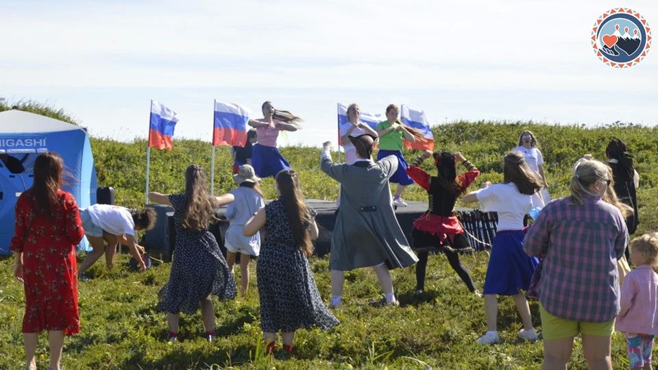 На Халактырском пляже прошёл семейный фестиваль «Крепкая семья» На Халактырском пляже прошёл семейный фестиваль «Крепкая семья»