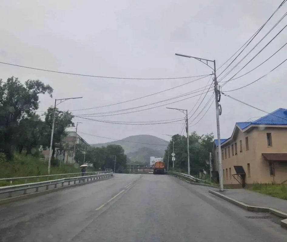 Город день за днем. 26 августа 2026 года В городе продолжаются комплексные работы по содержанию городских территорий Город день за днем. 26 августа 2026 года В городе продолжаются комплексные работы по содержанию городских территорий