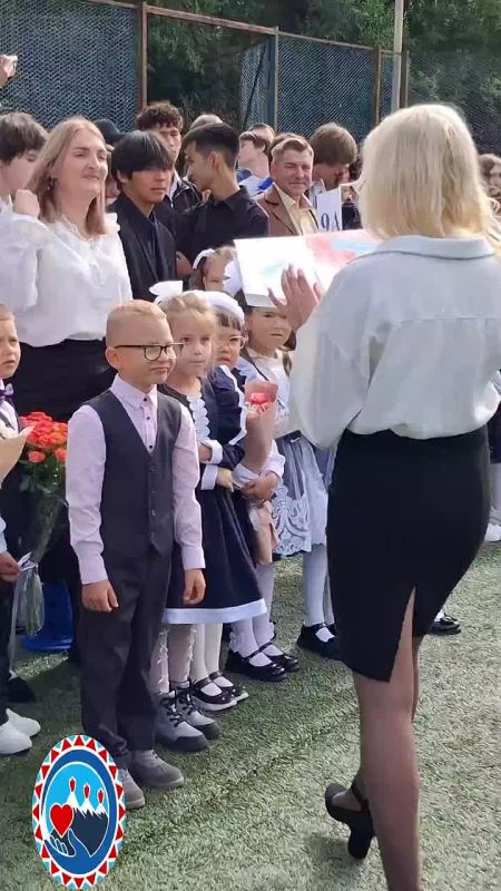 В учебных заведениях Камчатки прошли торжественные линейки в честь Дня знаний!
