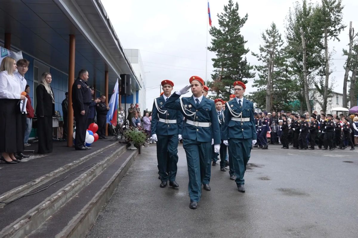Школе №2 в селе Мильково присвоили имя кавалера ордена Мужества Евгения Шевченко Школе №2 в селе Мильково присвоили имя кавалера ордена Мужества Евгения Шевченко