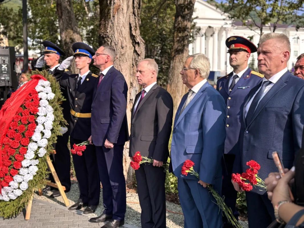 На Камчатке отметили 81ю годовщину окончания Второй мировой войны На Камчатке отметили 81ю годовщину окончания Второй мировой войны