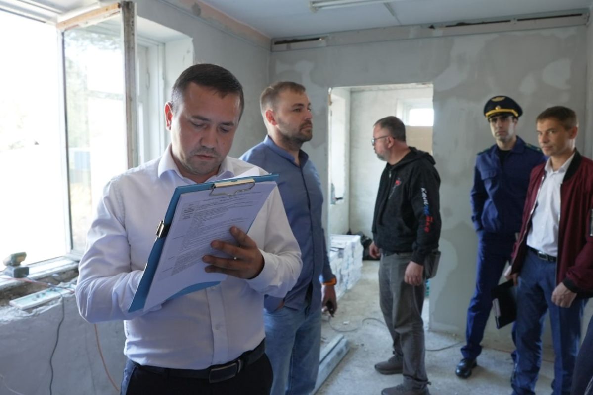 В Северных Коряках продолжается капремонт фельдшерского здравпункта В Северных Коряках продолжается капремонт фельдшерского здравпункта