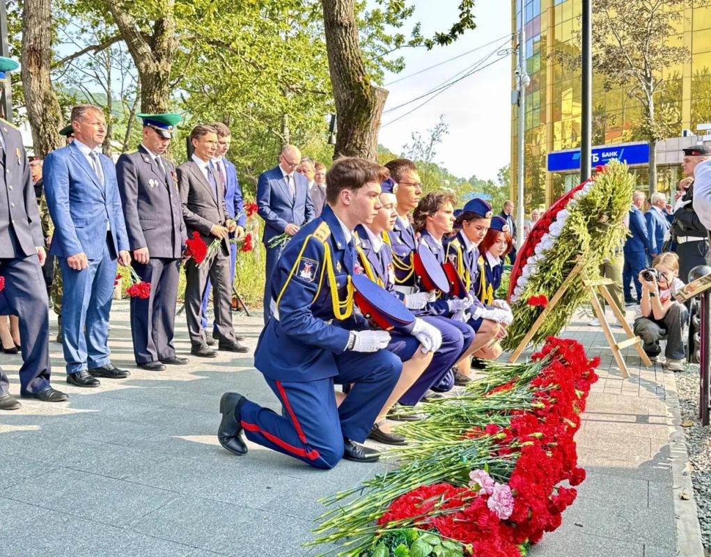 На Камчатке отметили 81ю годовщину окончания Второй мировой войны На Камчатке отметили 81ю годовщину окончания Второй мировой войны