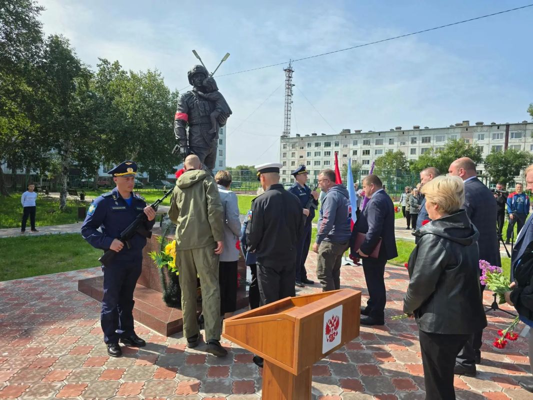 В селе Апача открыли памятник участникам СВО В селе Апача открыли памятник участникам СВО
