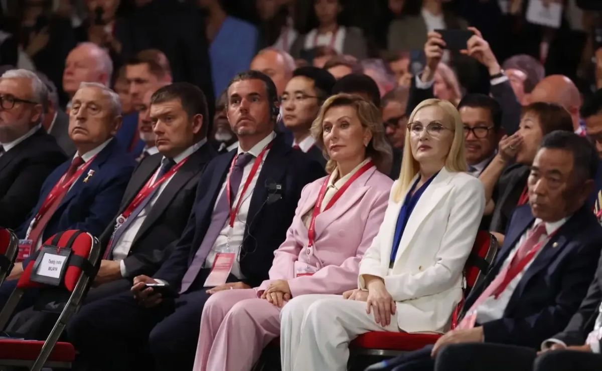 Президент поддержал предложение Ирины Яровой о продлении выплат многодетным семьям на Дальнем Востоке на три года Президент поддержал предложение Ирины Яровой о продлении выплат многодетным семьям на Дальнем Востоке на три года