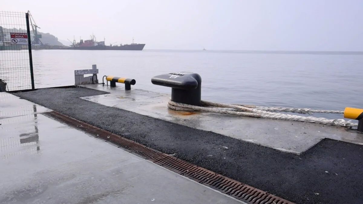 В морском порту Петропавловска-Камчатского торжественно открыли реконструированный причал В морском порту Петропавловска-Камчатского торжественно открыли реконструированный причал