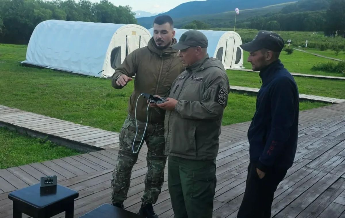 Инспекторов Кроноцкого заповедника научили управлять квадрокоптерами