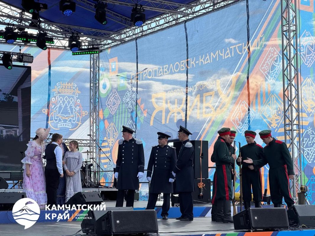 Арт-бульвар, кавер-группы: Петропавловск отмечает День города Арт-бульвар, кавер-группы: Петропавловск отмечает День города