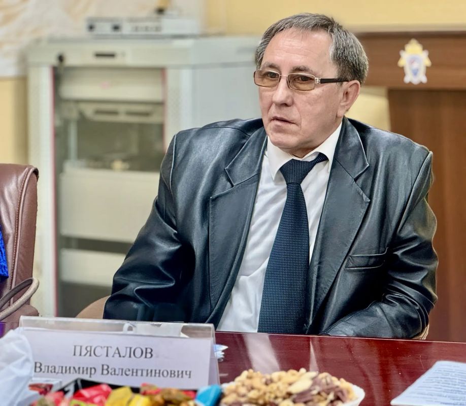В следственном управлении Следственного комитета России по Камчатскому краю состоялось заседание Общественного совета В следственном управлении Следственного комитета России по Камчатскому краю состоялось заседание Общественного совета