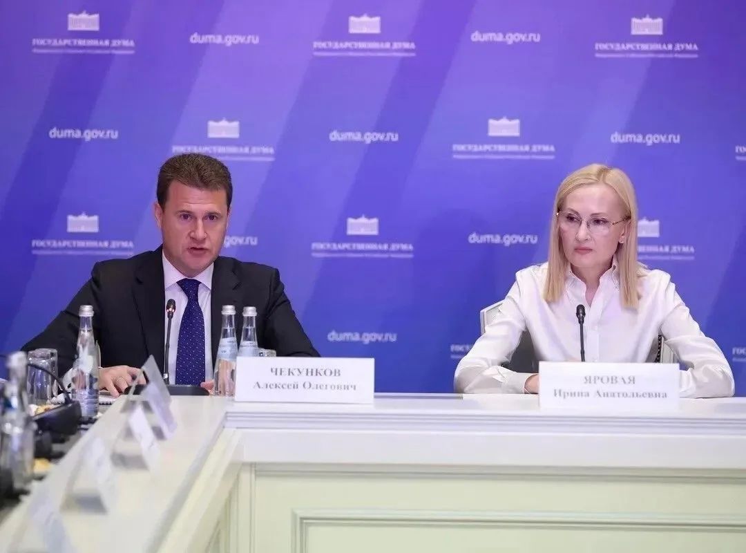 «Стоит с нами плечом к плечу»: Алексей Чекунков поблагодарил Ирину Яровую за работу в интересах жителей Камчатки и Дальнего Востока