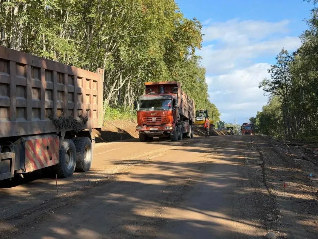 Дорогу к мкрн Долиновка асфальтируют с опережением графика