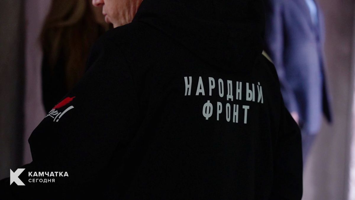 Губернаторский контроль проверил качество дороги в жилой район Чапаевский