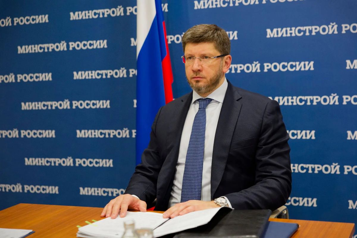 Полпред ДФО Юрий Трутнев провел совещание по развитию Камчатского края Полпред ДФО Юрий Трутнев провел совещание по развитию Камчатского края