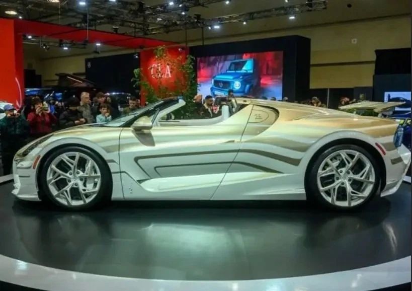 В России зарегистрировали Bugatti за сотни миллионов рублей В России зарегистрировали Bugatti за сотни миллионов рублей