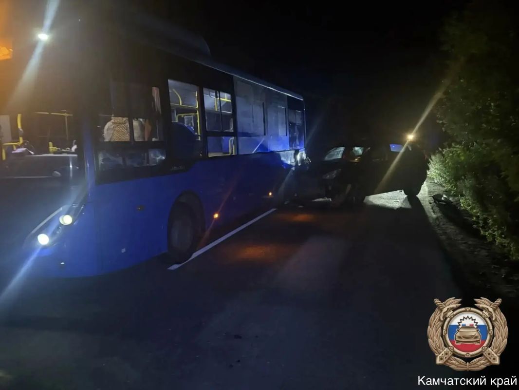 В Петропавловске в ДТП с автобусом пострадала 16-летняя пассажирка