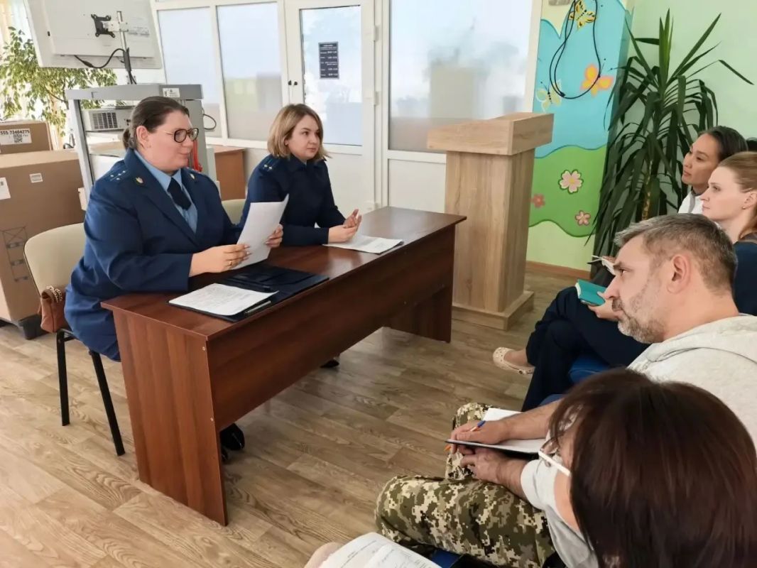 В Краевой детской больнице прошла встреча с прокуратурой В Краевой детской больнице прошла встреча с прокуратурой