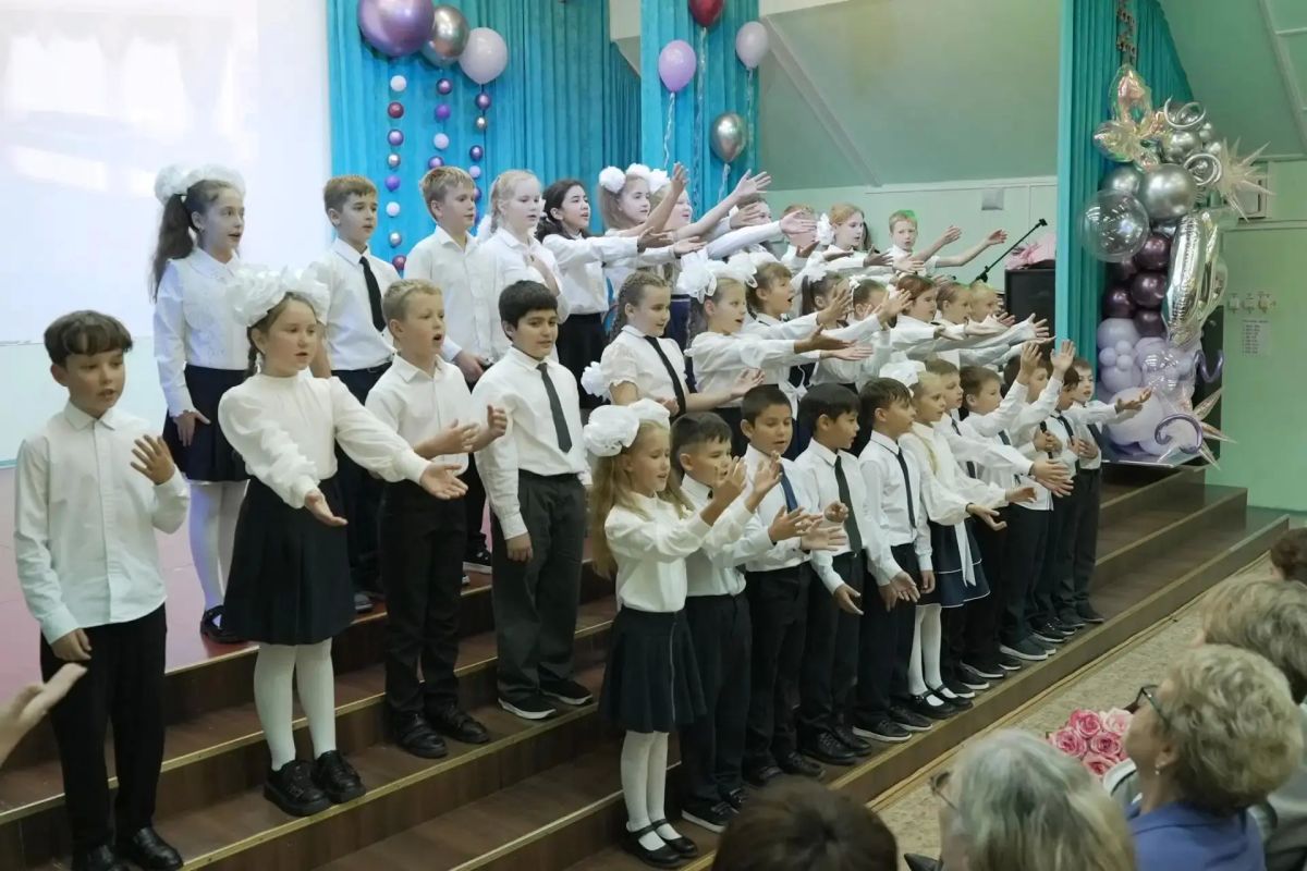 Школа № 36 отпраздновала 45-летие Школа № 36 отпраздновала 45-летие