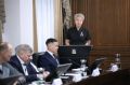Председатель Избирательной комиссии Камчатского края Инга Иринина вручила депутатские мандаты парламентариям, избранным в Законодательное Собрание Камчатского края пятого созыва