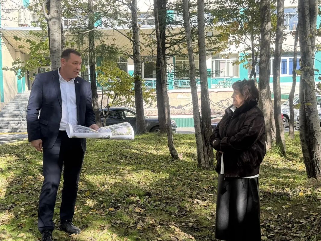 Глава города Андрей Воровский: все необходимые элементы благоустройства сквера нужно предусмотреть на этапе проектирования Глава города Андрей Воровский: все необходимые элементы благоустройства сквера нужно предусмотреть на этапе проектирования
