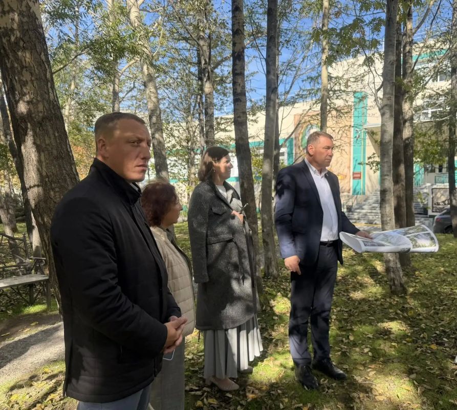 Глава города Андрей Воровский: все необходимые элементы благоустройства сквера нужно предусмотреть на этапе проектирования Глава города Андрей Воровский: все необходимые элементы благоустройства сквера нужно предусмотреть на этапе проектирования