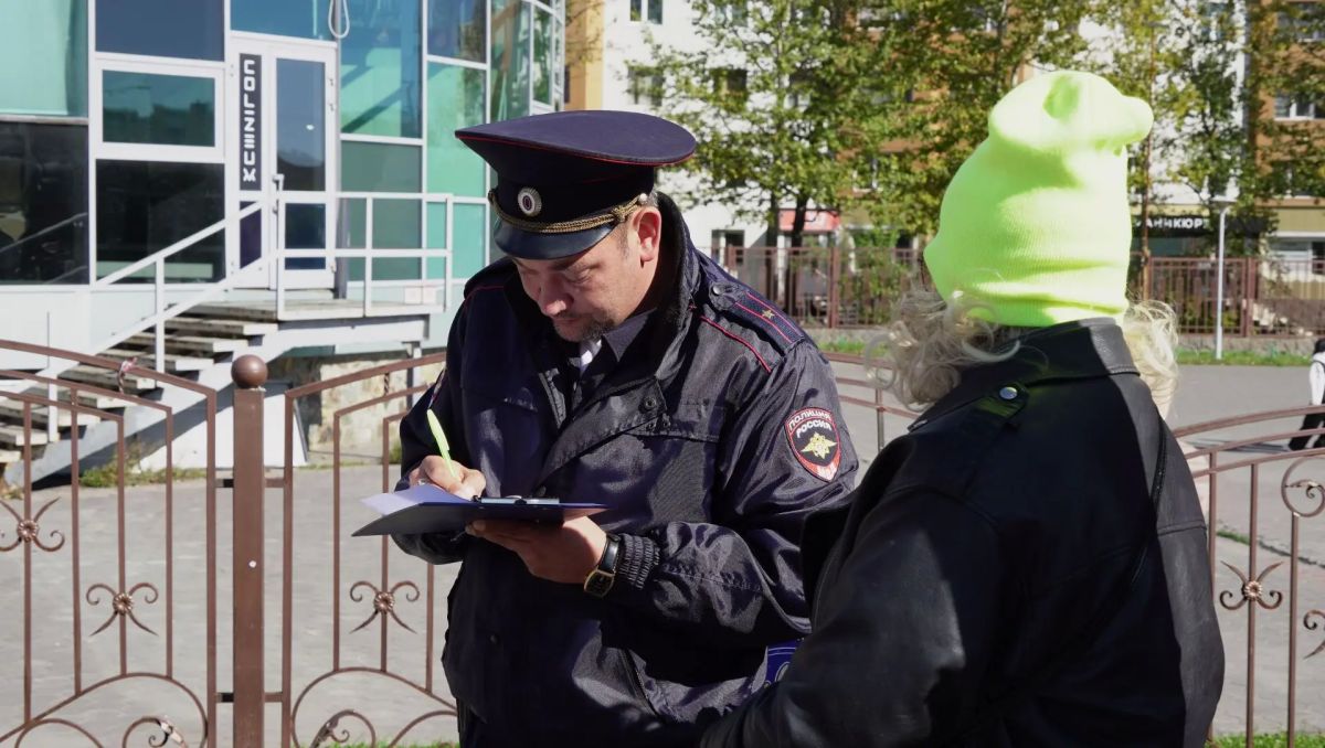 В краевой столице проверяют места стихийной торговли В краевой столице проверяют места стихийной торговли