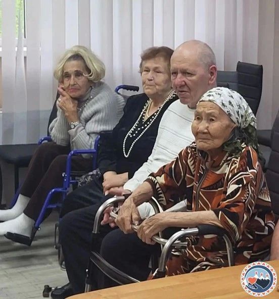 Тепло сердец и дыхание океана: как мы отметили День пожилого человека Тепло сердец и дыхание океана: как мы отметили День пожилого человека