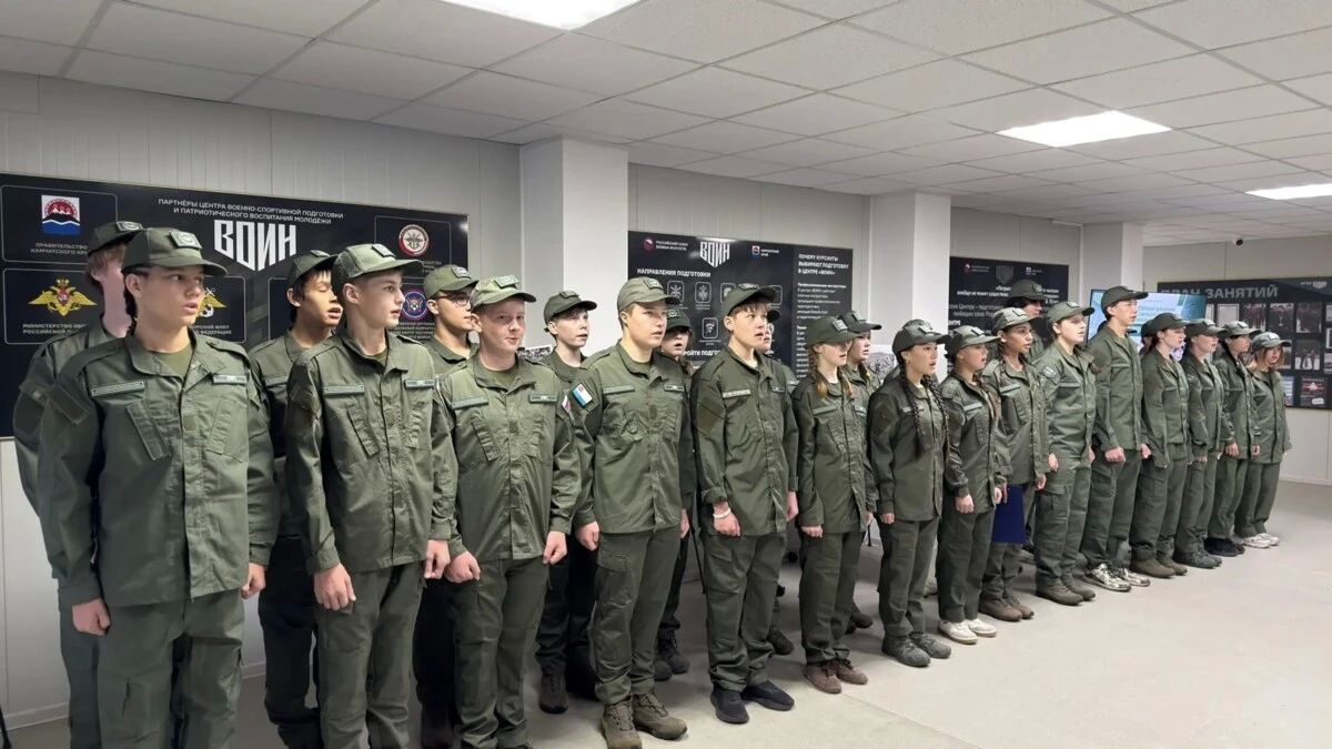 Второй сезон «Плечом к плечу» стартовал в центре «ВОИН» на Камчатке Второй сезон «Плечом к плечу» стартовал в центре «ВОИН» на Камчатке