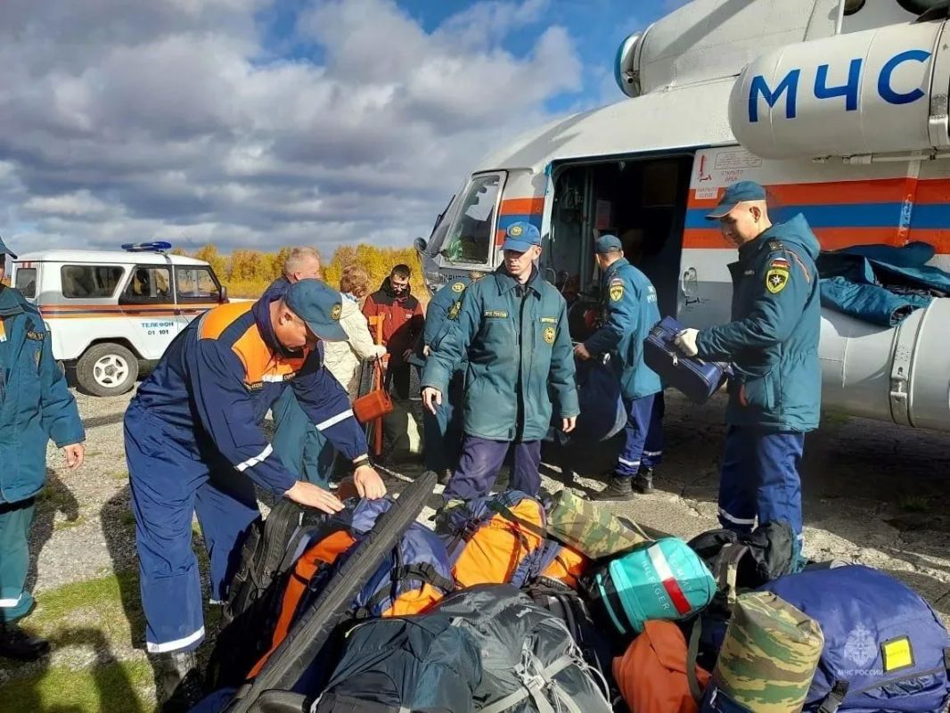 Камчатскому спасательному центру МЧС исполнилось 30 лет Камчатскому спасательному центру МЧС исполнилось 30 лет