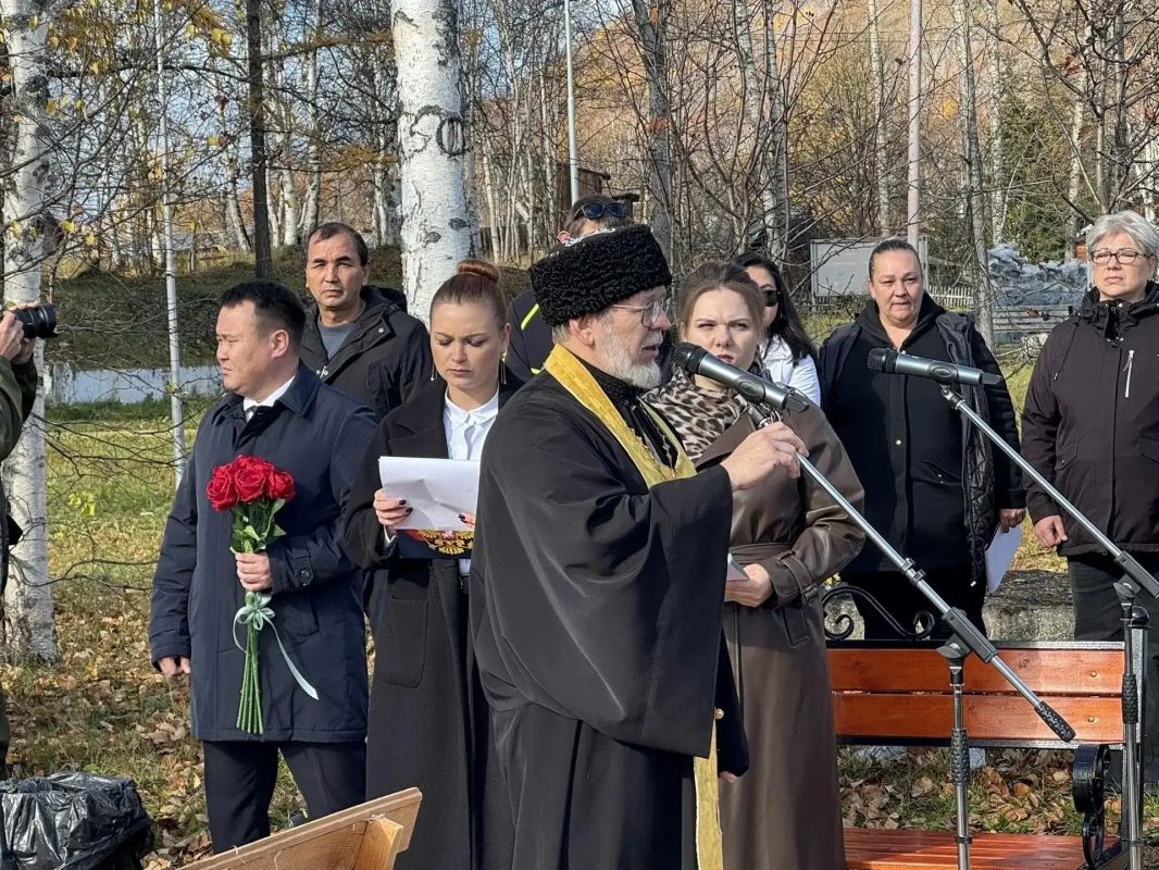 В Эссо открыли мемориал участникам СВО