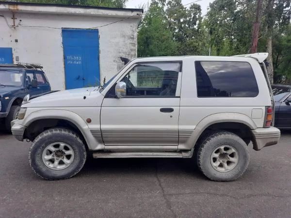 Сразу пять автомобилей должников выставили на торги на Камчатке