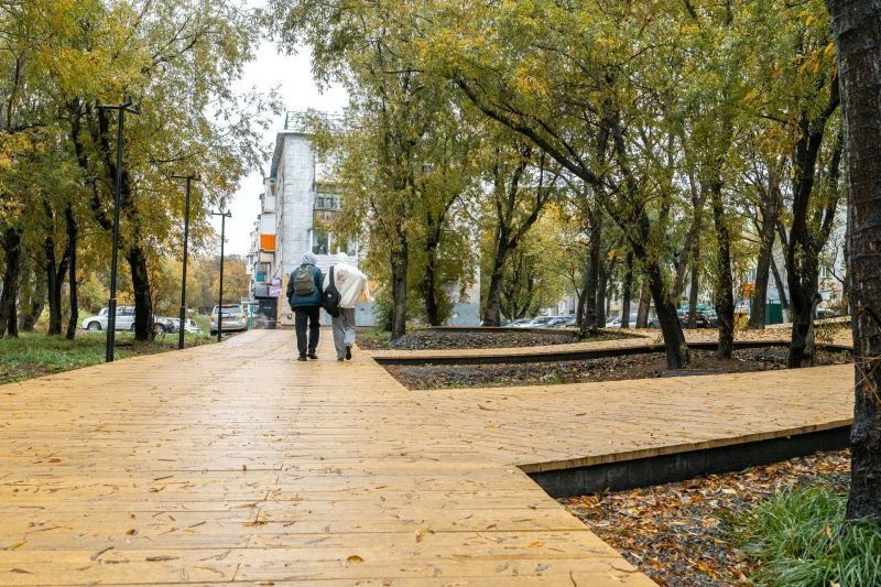 Благоустройство пешеходной зоны завершается на Пограничной в Петропавловске