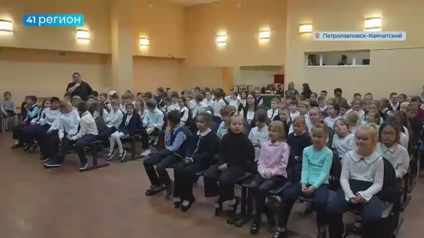Ещё один шаг в укреплении воспитательной работы с подрастающим поколением: ученики младших классов школы № 34 стали участниками всероссийской программы «Орлята России»
