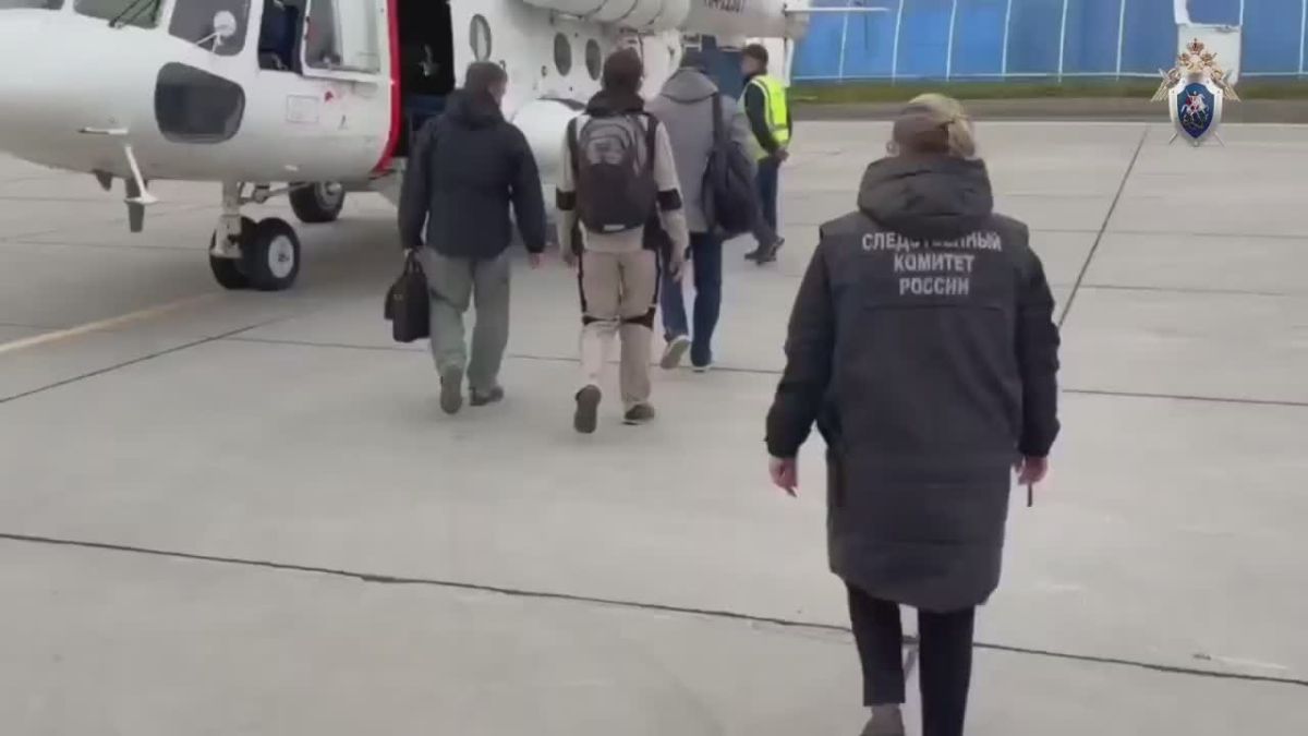 На Камчатке обнародованы дополнительные кадры — с земли и с воздуха — с места аварии вертолёта Ми8