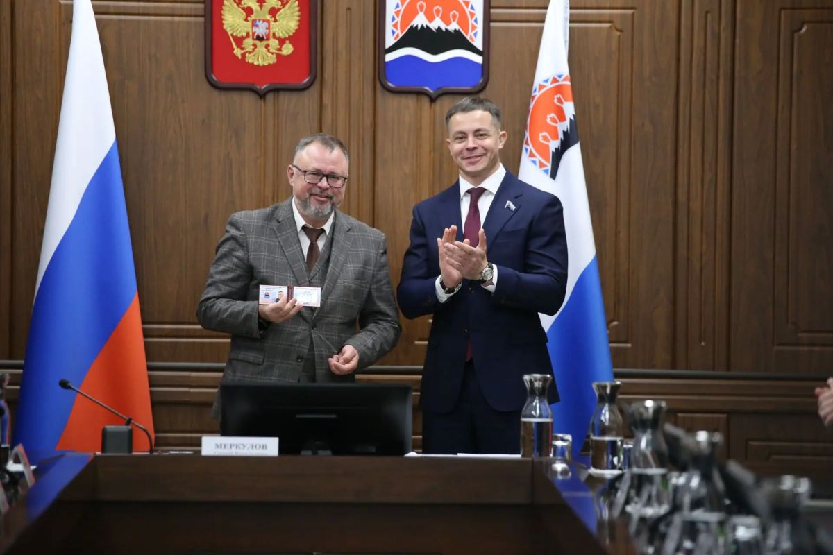 Руководящие должности в комитетах Заксобрания Камчатки распределены Руководящие должности в комитетах Заксобрания Камчатки распределены
