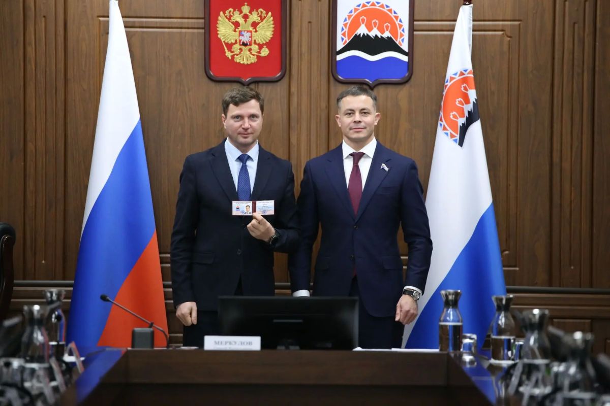 Руководящие должности в комитетах Заксобрания Камчатки распределены Руководящие должности в комитетах Заксобрания Камчатки распределены