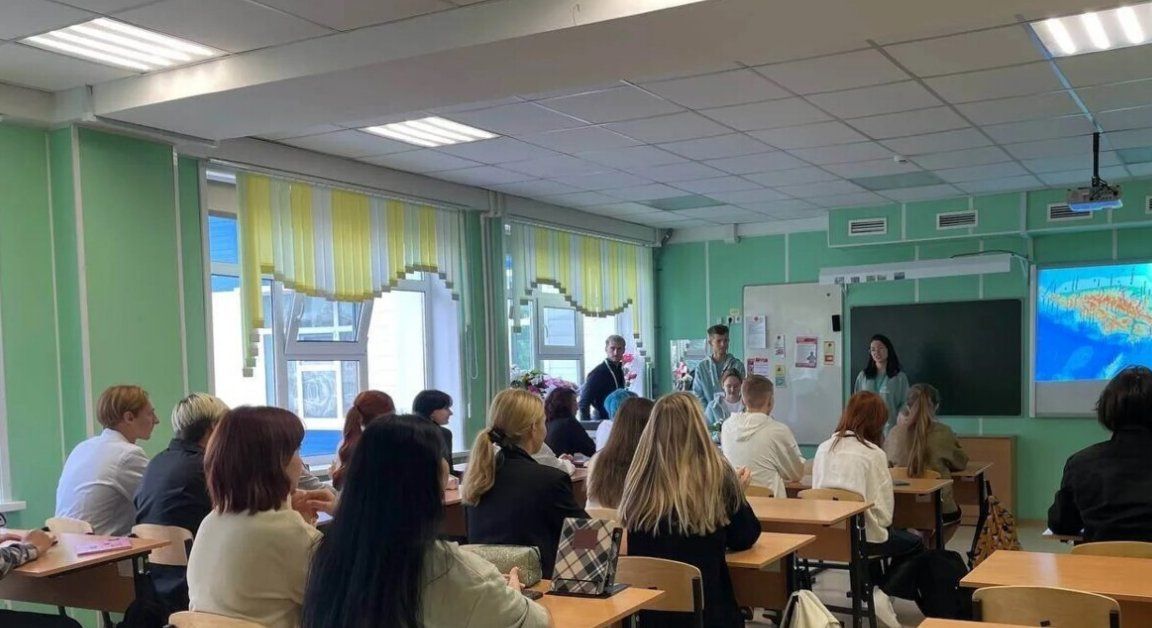 Сайт| Написать нам| Общаемся тут| ВКонтакте | Одноклассники | МАКС