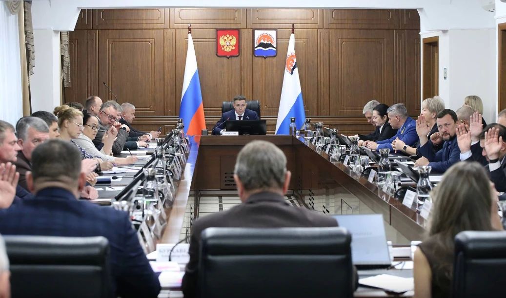 На сессии Заксобрания избрали председателей комитетов