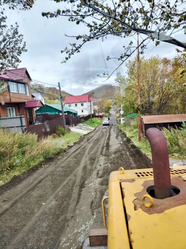 Город день за днем . . 11 октября 2026 года На улицах города продолжается ежедневная работа по содержанию территорий Подрядные организации приводят в порядок остановочные павильоны и прилегающие к ним территории Город день за днем . . 11 октября 2026 года На улицах города продолжается ежедневная работа по содержанию территорий Подрядные организации приводят в порядок остановочные павильоны и прилегающие к ним территории