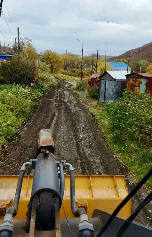 Город день за днем . . 11 октября 2026 года На улицах города продолжается ежедневная работа по содержанию территорий Подрядные организации приводят в порядок остановочные павильоны и прилегающие к ним территории Город день за днем . . 11 октября 2026 года На улицах города продолжается ежедневная работа по содержанию территорий Подрядные организации приводят в порядок остановочные павильоны и прилегающие к ним территории