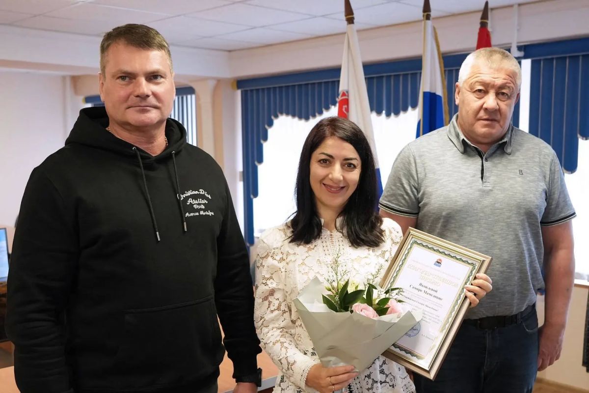 В УстьКамчатске прошла торжественная церемония в честь 295й годовщины образования поселка В УстьКамчатске прошла торжественная церемония в честь 295й годовщины образования поселка