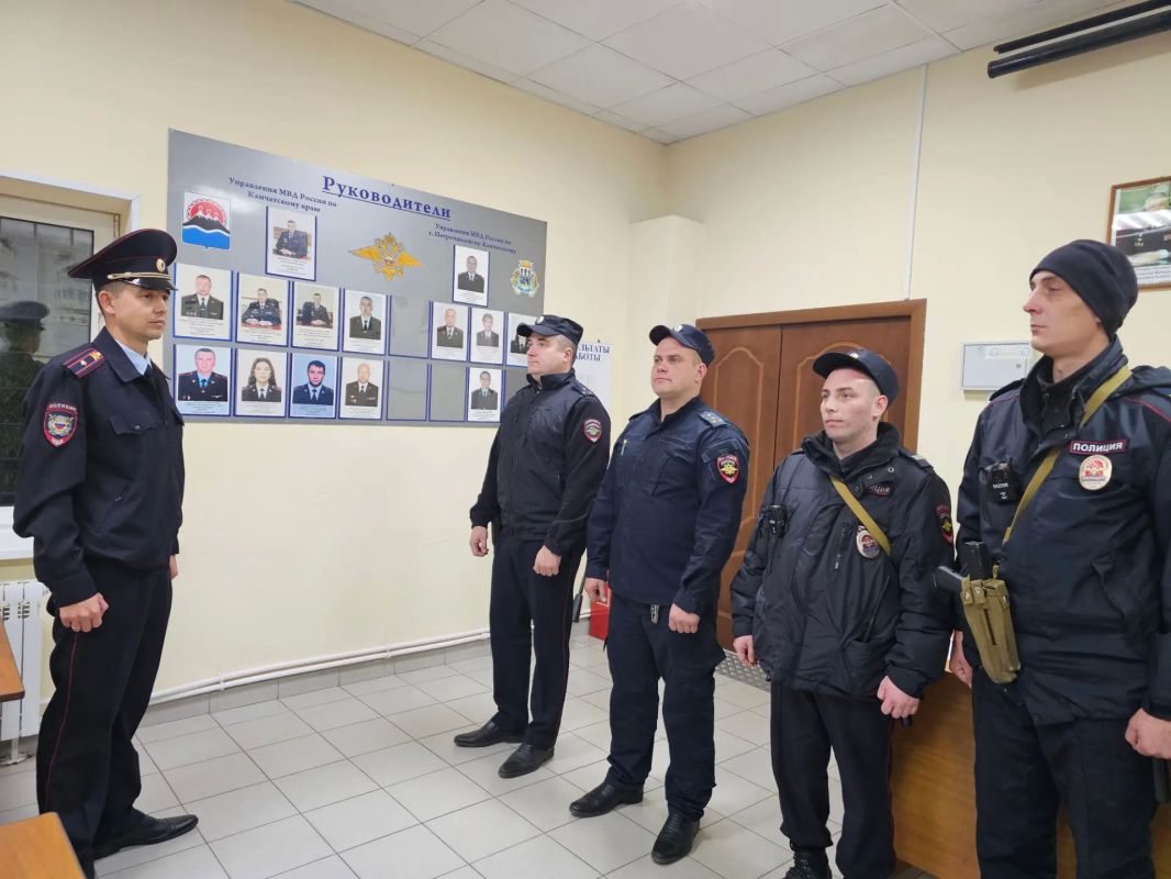 Когда город засыпает, их смена только начинается Когда город засыпает, их смена только начинается