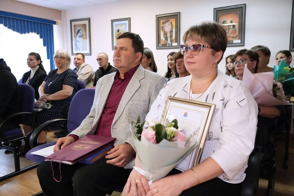 В УстьКамчатске прошла торжественная церемония в честь 295й годовщины образования поселка В УстьКамчатске прошла торжественная церемония в честь 295й годовщины образования поселка