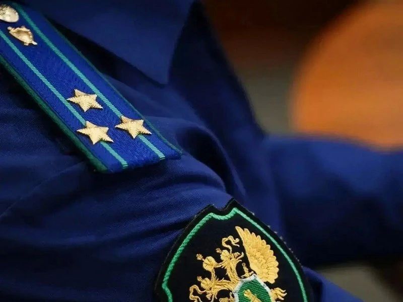 На Камчатке суд лишил взяточника денег и премиального автомобиля