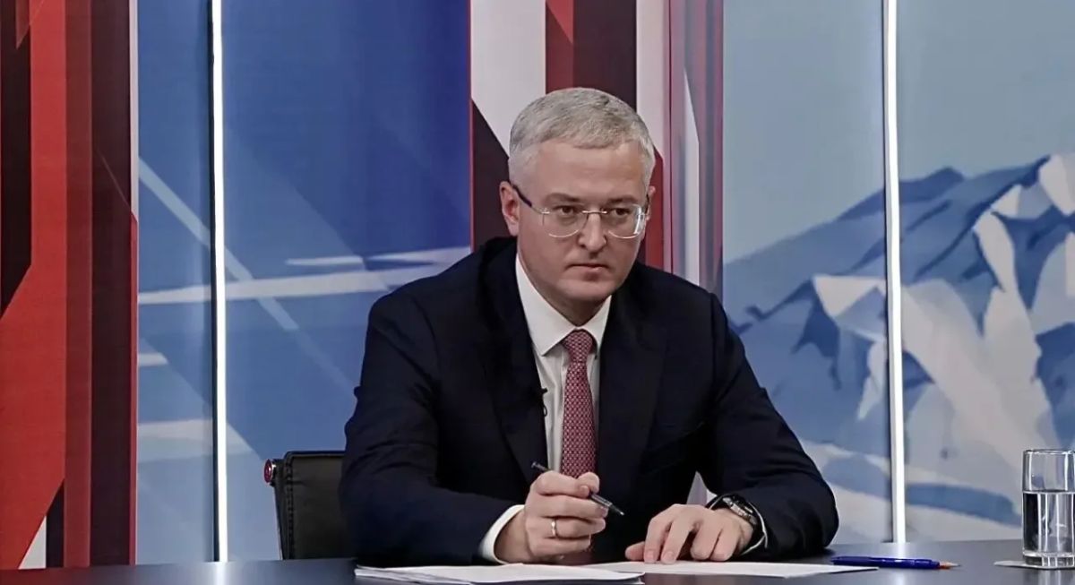 Состоялась очередная прямая линия губернатора Камчатского края Владимира Викторовича Солодова Состоялась очередная прямая линия губернатора Камчатского края Владимира Викторовича Солодова