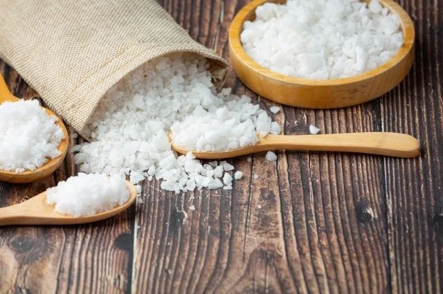 Забудьте про солонку: 4 хитрости, чтобы еда была вкусной без соли